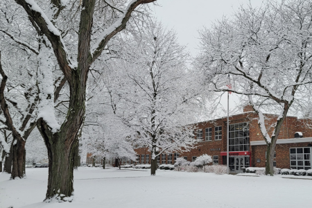  Parkview EEC with snowfall